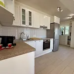 Nyaraló House Bianca Brac - New Listing - Experienced Host *