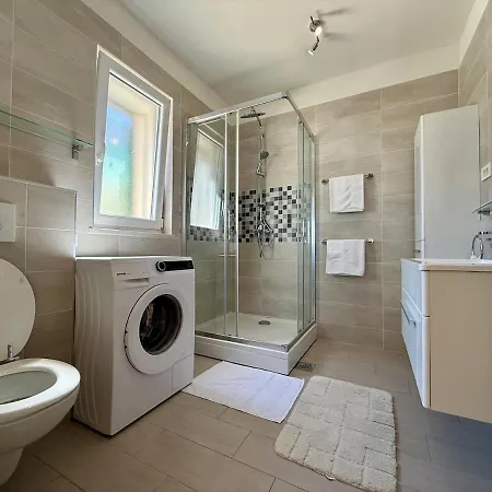 House Bianca Brac - New Listing - Experienced Host