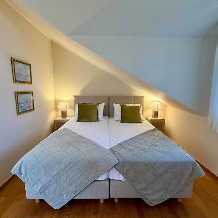 House Bianca Brac - New Listing - Experienced Host *