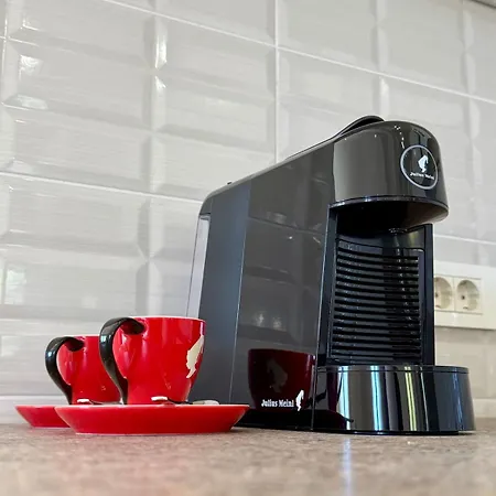 House Bianca Brac - New Listing - Experienced Host Nyaraló