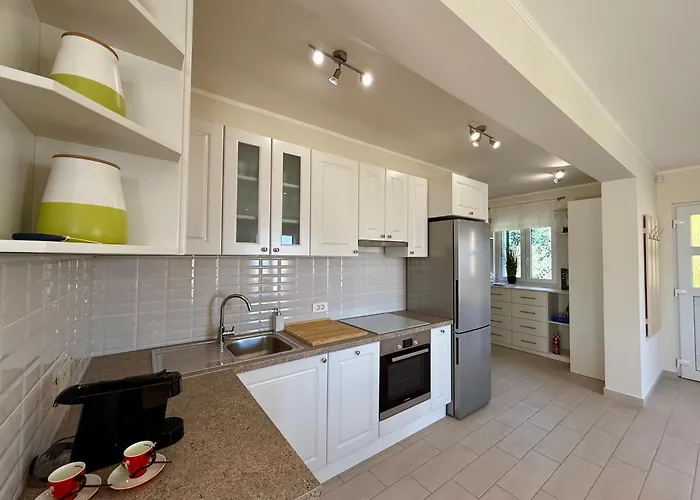 House Bianca Brac - New Listing - Experienced Host פוסטיר