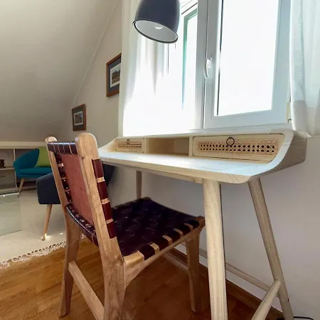 House Bianca Brac - New Listing - Experienced Host * 포스티라