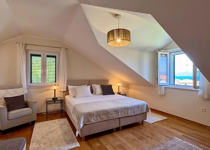 House Bianca Brac - New Listing - Experienced Host Ferienhaus