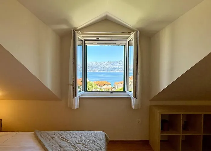 Ferienhaus House Bianca Brac - New Listing - Experienced Host Postira